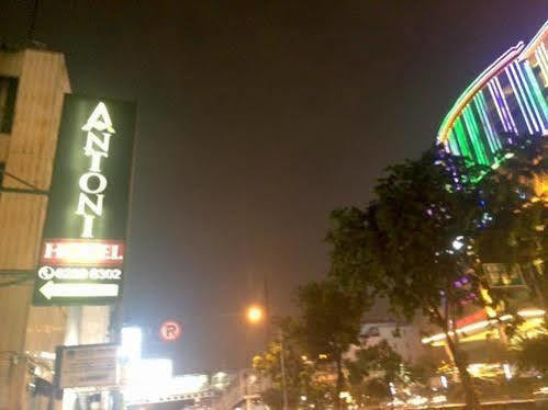 Antoni Hotel Jakarta Exterior foto